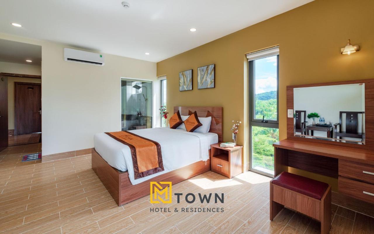 Mtown Hotel & Residences Phu Quoc - Long Beach Centre Eksteriør billede
